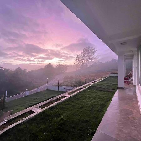 Ls Cottage Ooty Exterior foto